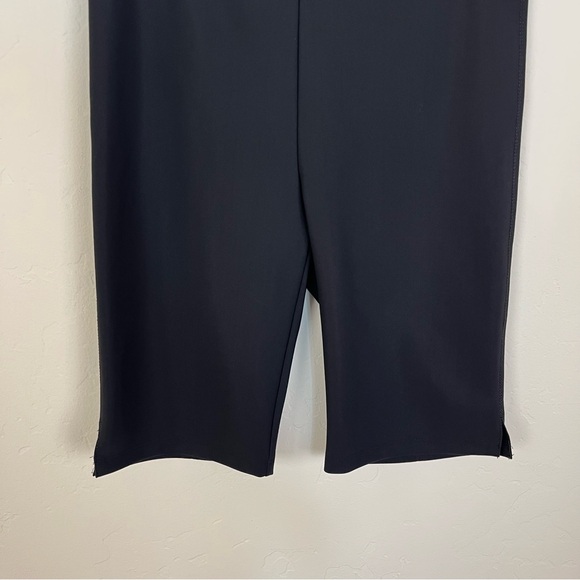 Theory Solid Bike Shorts in Black - Picture 4 of 9